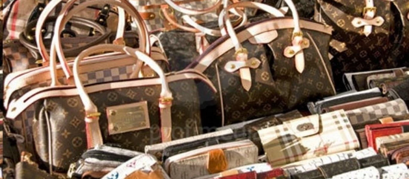 ΑΑΔΕ: «Μπλόκο» σε χιλιάδες προϊόντα μαϊμού στο Τελωνείο Ελευσίνας